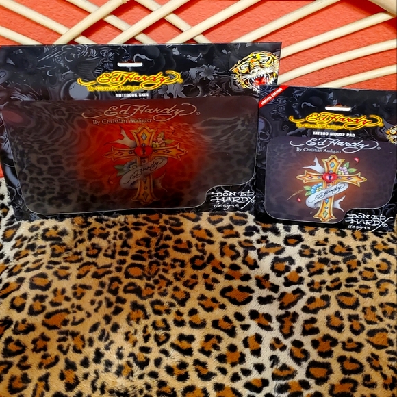 Ed Hardy Other - NWT Ed Hardy Limited Edition Love Cross Notebook Skin & Tattoo Mouse Pad